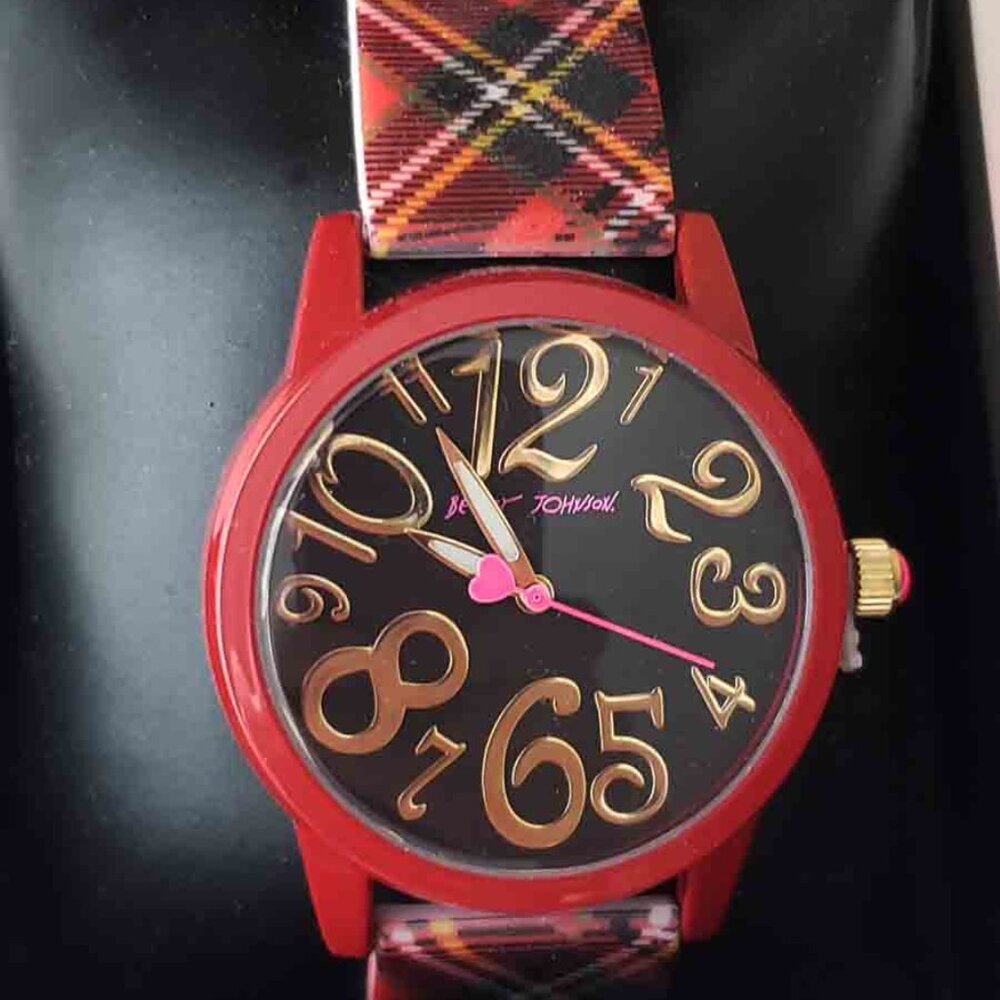 Betsey Johnson Wristwatch Watch Red Tartan Plaid Band Women's BJW151